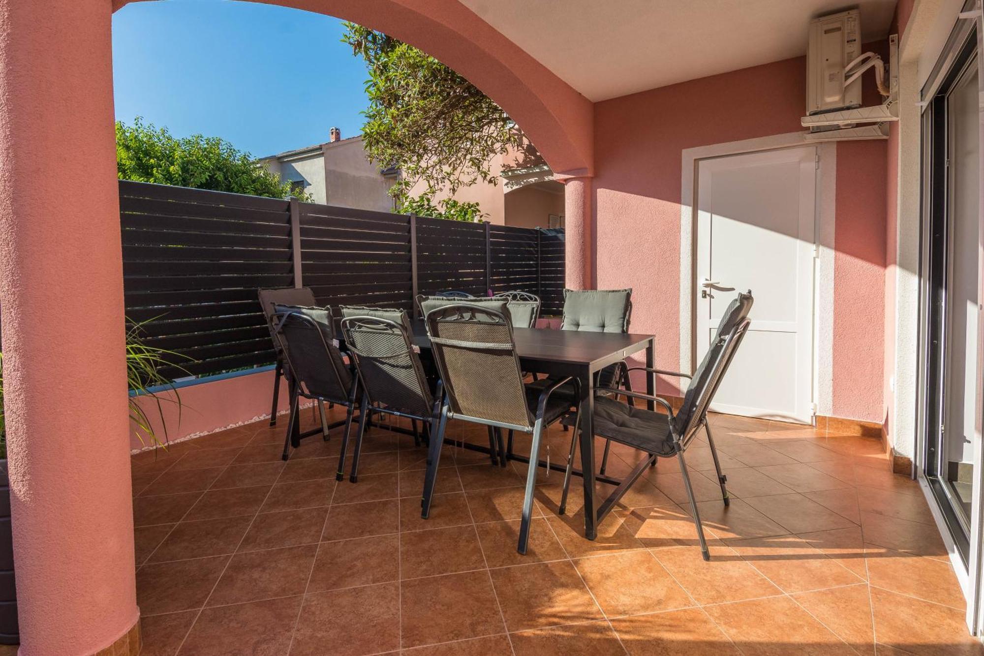 Apartment Trogrlic Privlaka (Zadar)